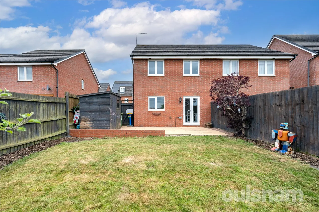 Gretton Close, Brockhill, Redditch, Worcestershire, B97 6LF, photo 4