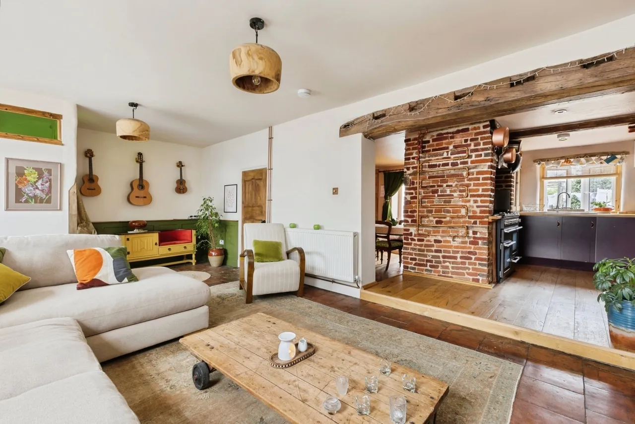 3 bed house for sale — Fairland Street, Wymondham, Norfolk, NR18