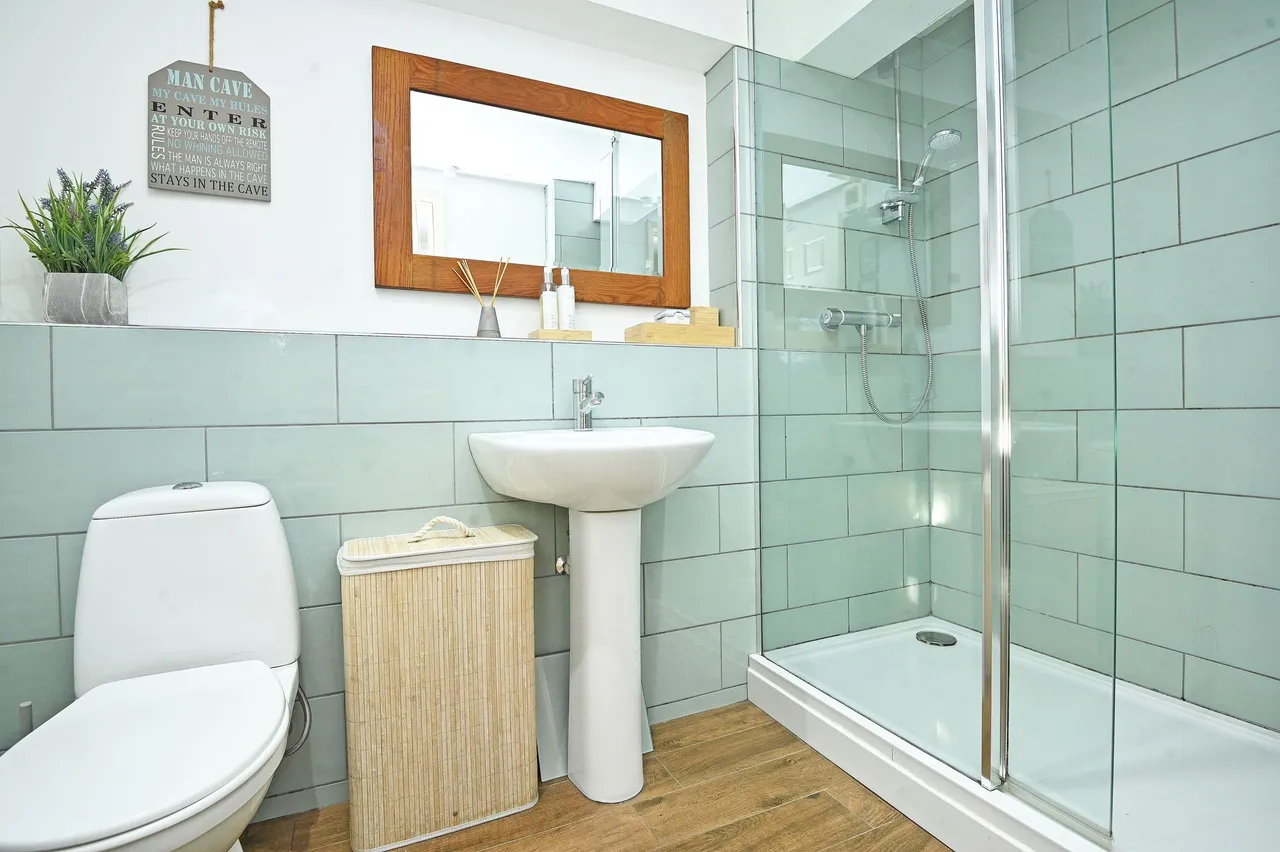 Harlow Moor Drive, Harrogate, HG2, photo 5