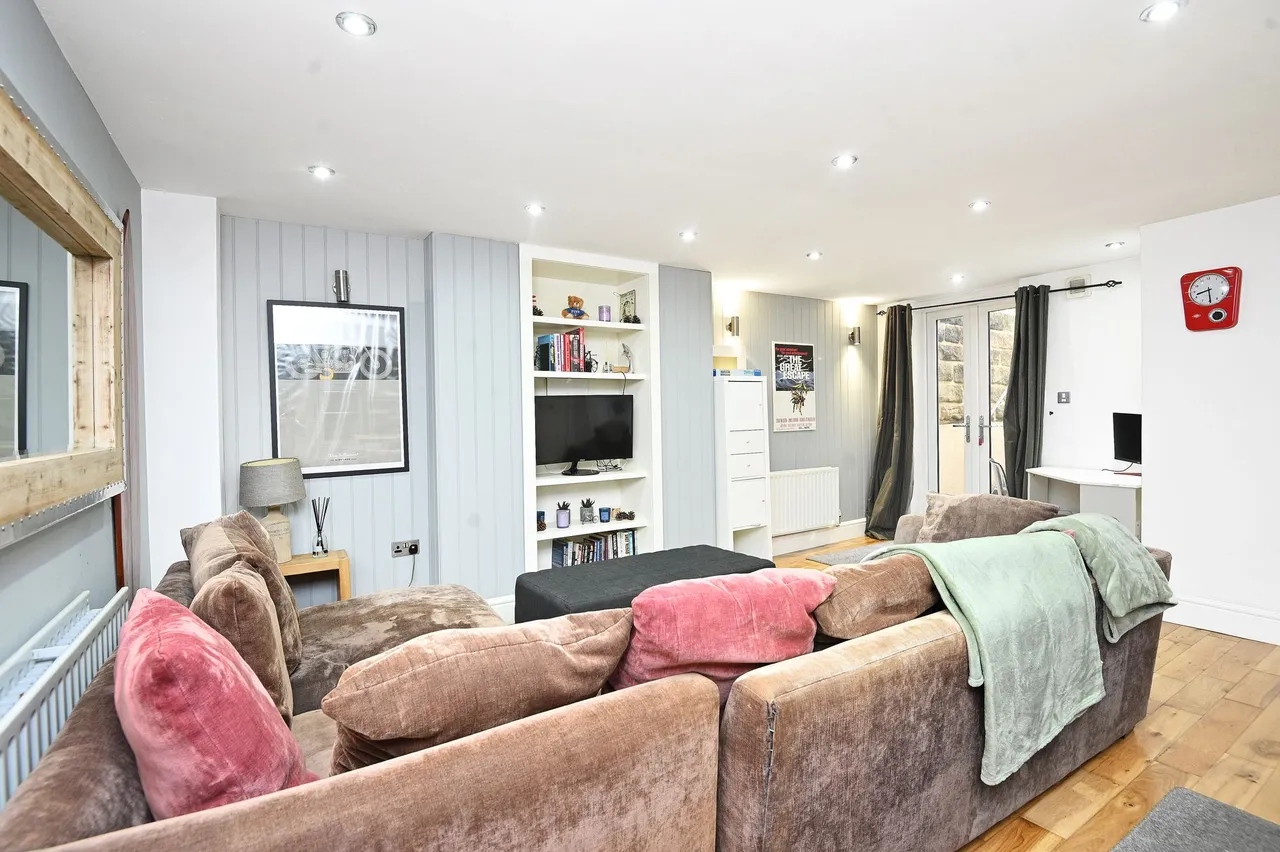 Harlow Moor Drive, Harrogate, HG2, photo 13