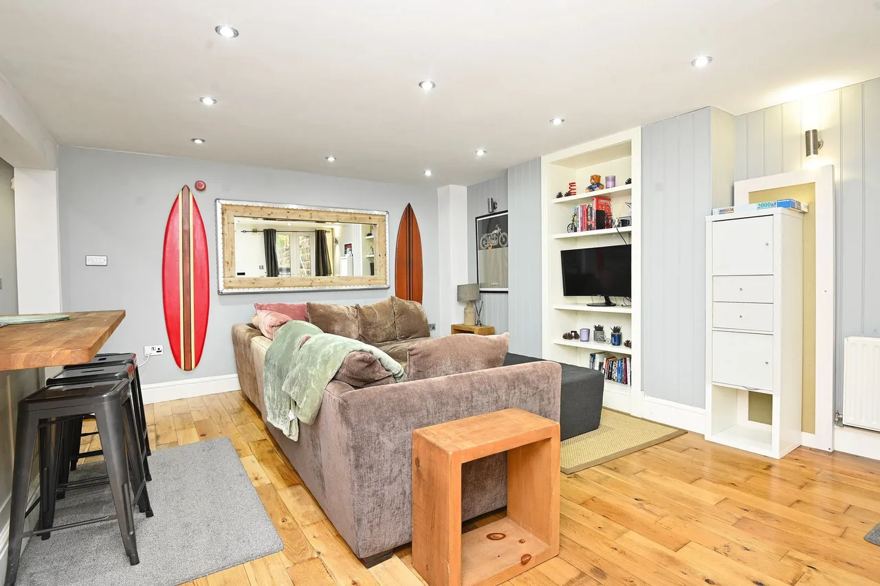 Harlow Moor Drive, Harrogate, HG2, photo 9