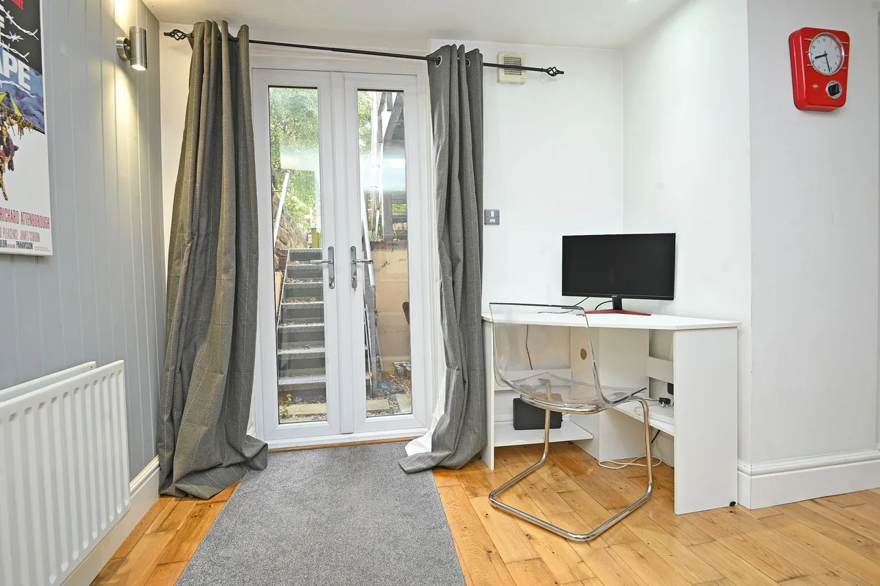 Harlow Moor Drive, Harrogate, HG2, photo 11