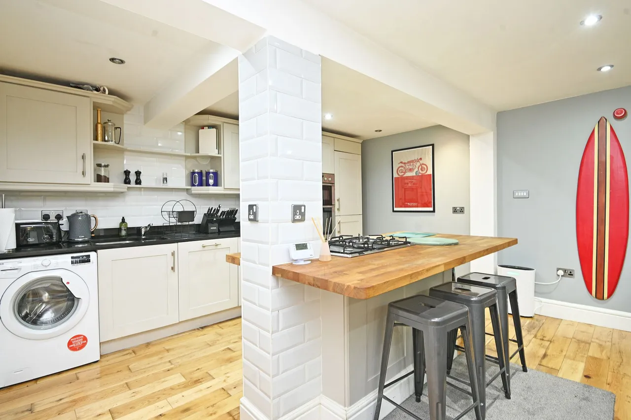 Harlow Moor Drive, Harrogate, HG2, photo 12