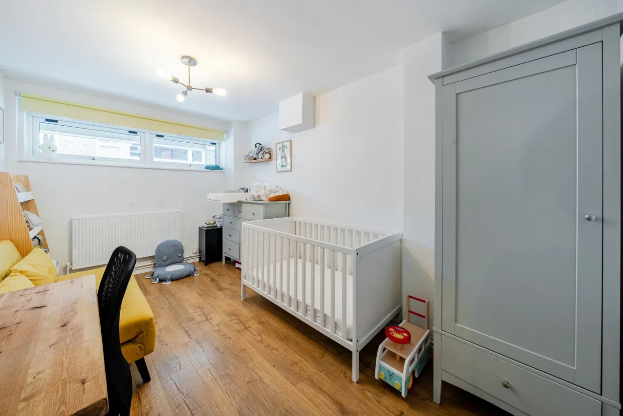 Larch Close, Balham, London, SW12, photo 7