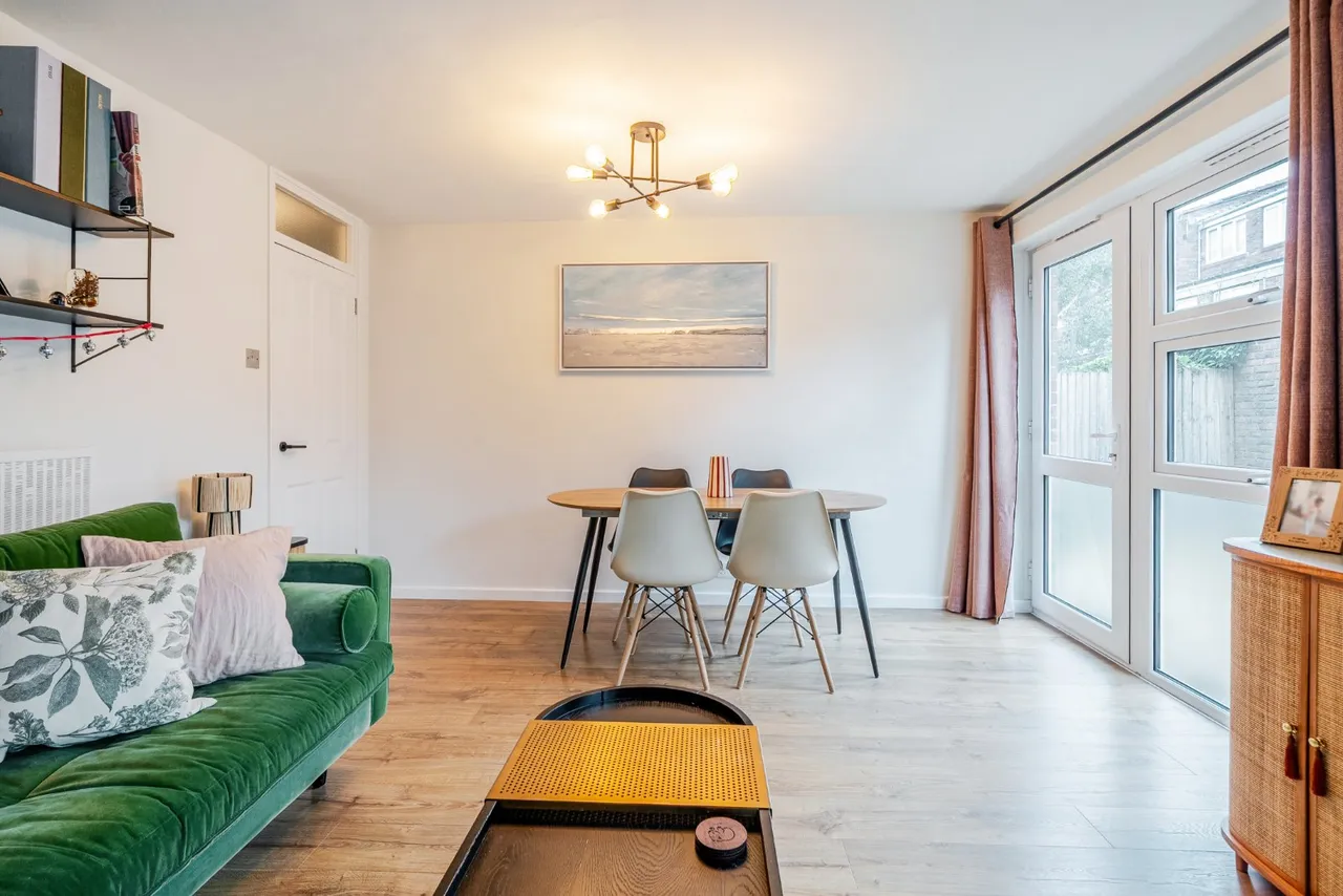 Larch Close, Balham, London, SW12, photo 6