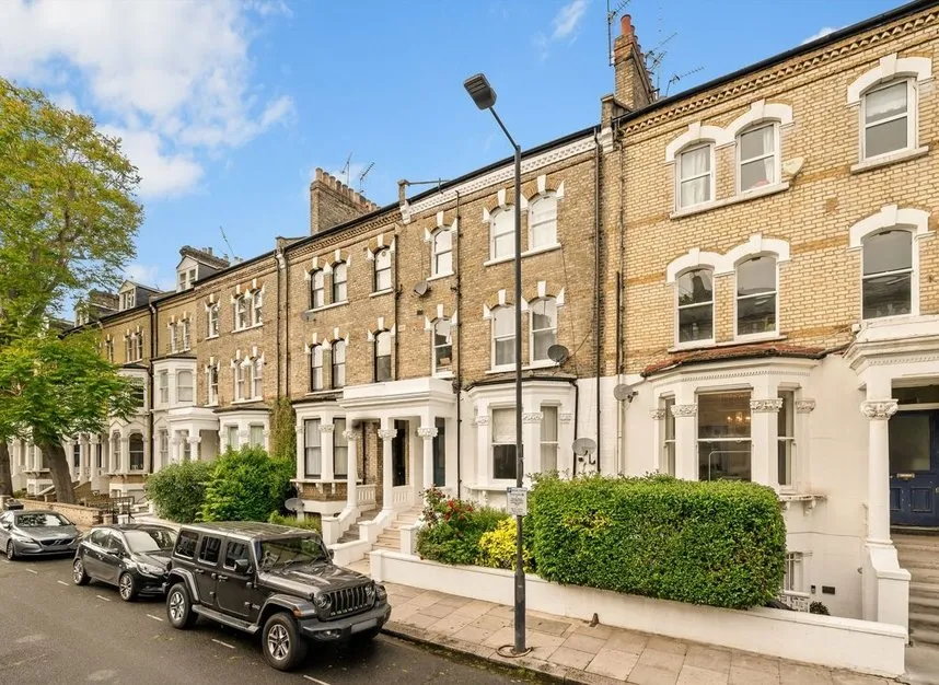 2 bed flat for sale — Edith Road, West Kensington, W14