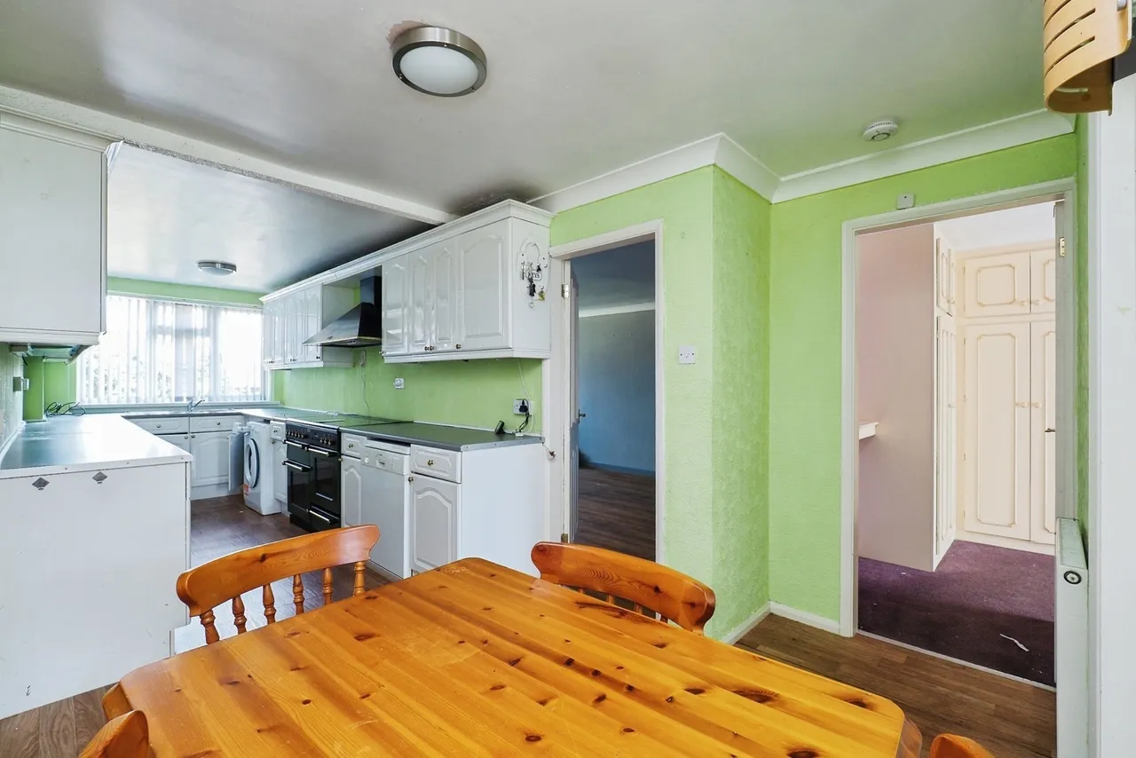 Sherwood Court, Beeston, Nottingham, Nottinghamshire, NG9, photo 6
