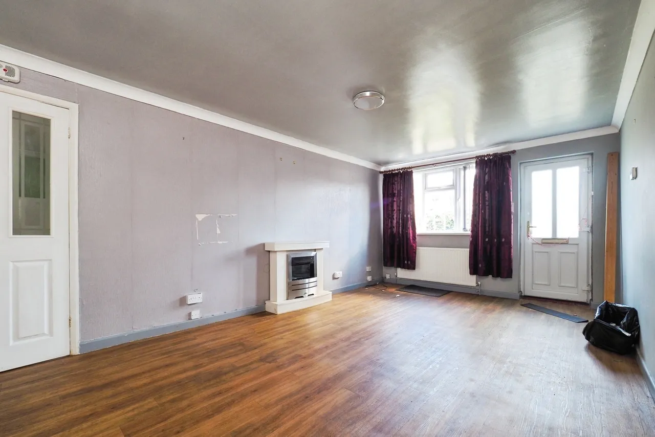 Sherwood Court, Beeston, Nottingham, Nottinghamshire, NG9, photo 3