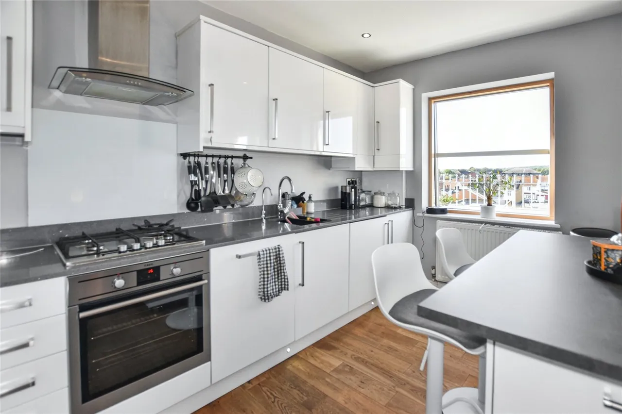 Upper Wickham Lane, Welling, DA16, photo 3