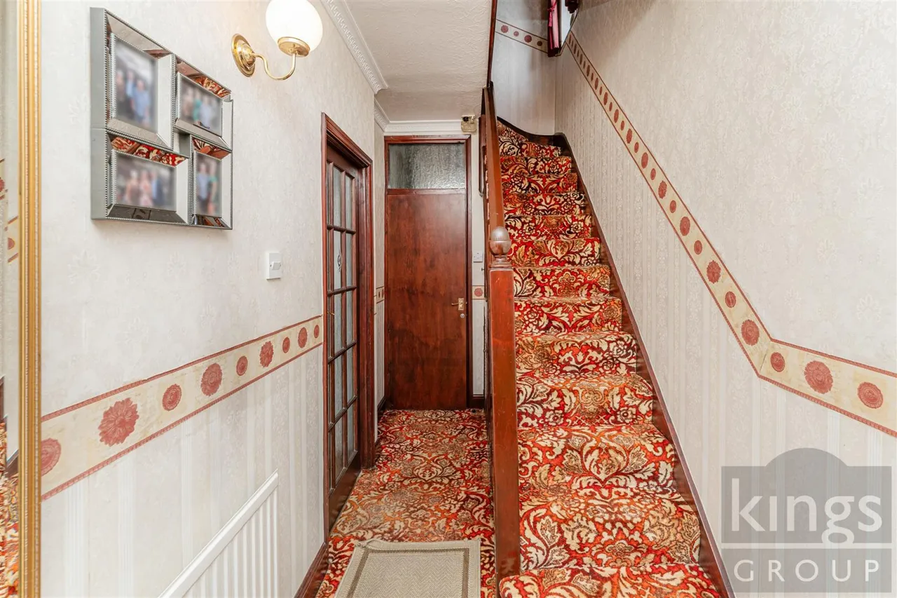 Chestnut Road, Enfield, photo 5