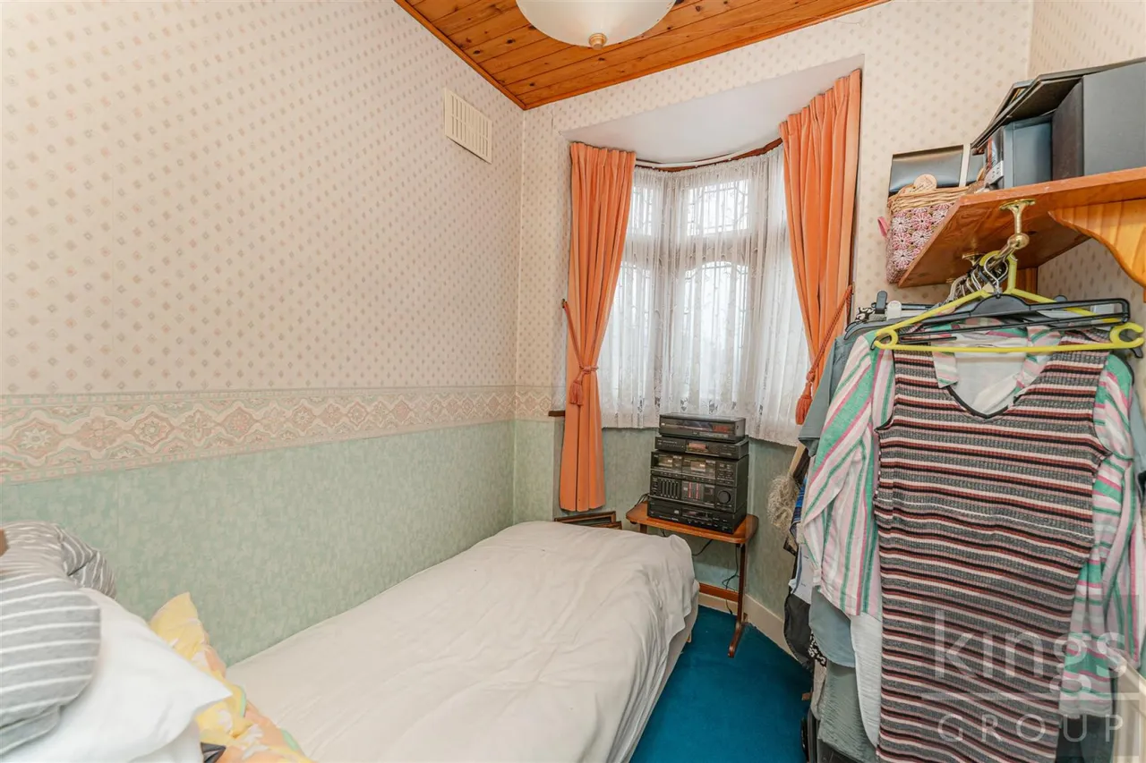 Chestnut Road, Enfield, photo 20