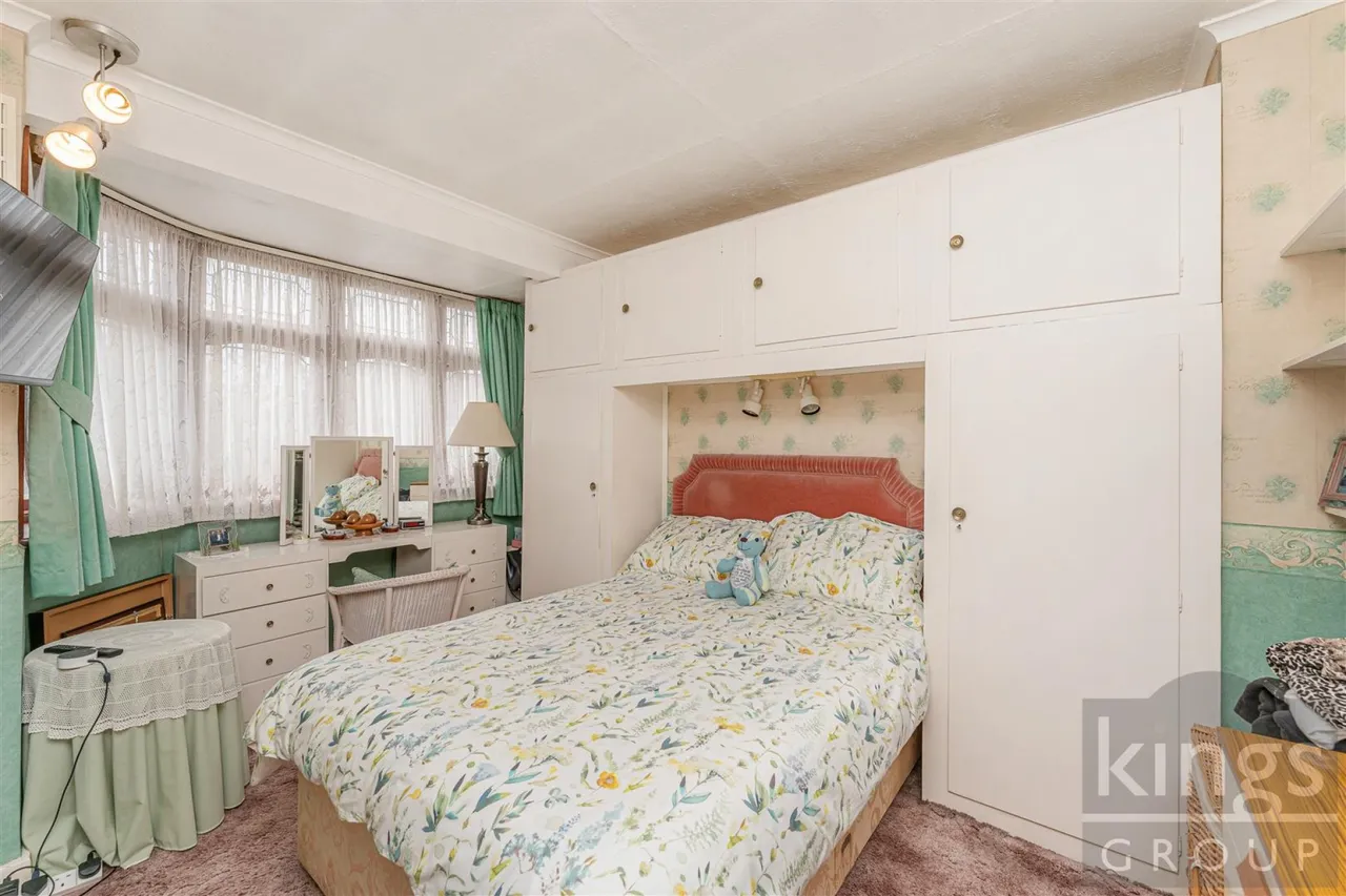 Chestnut Road, Enfield, photo 19