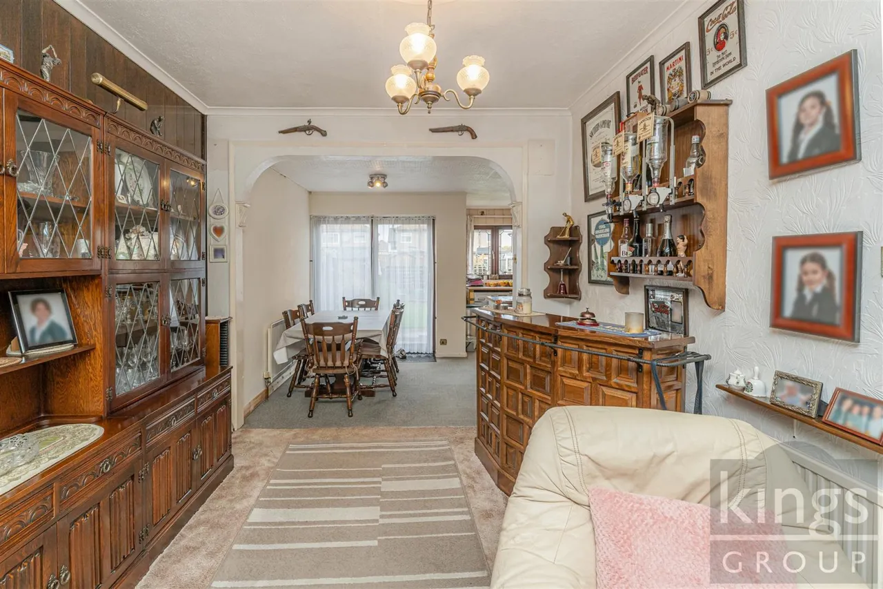 Chestnut Road, Enfield, photo 12