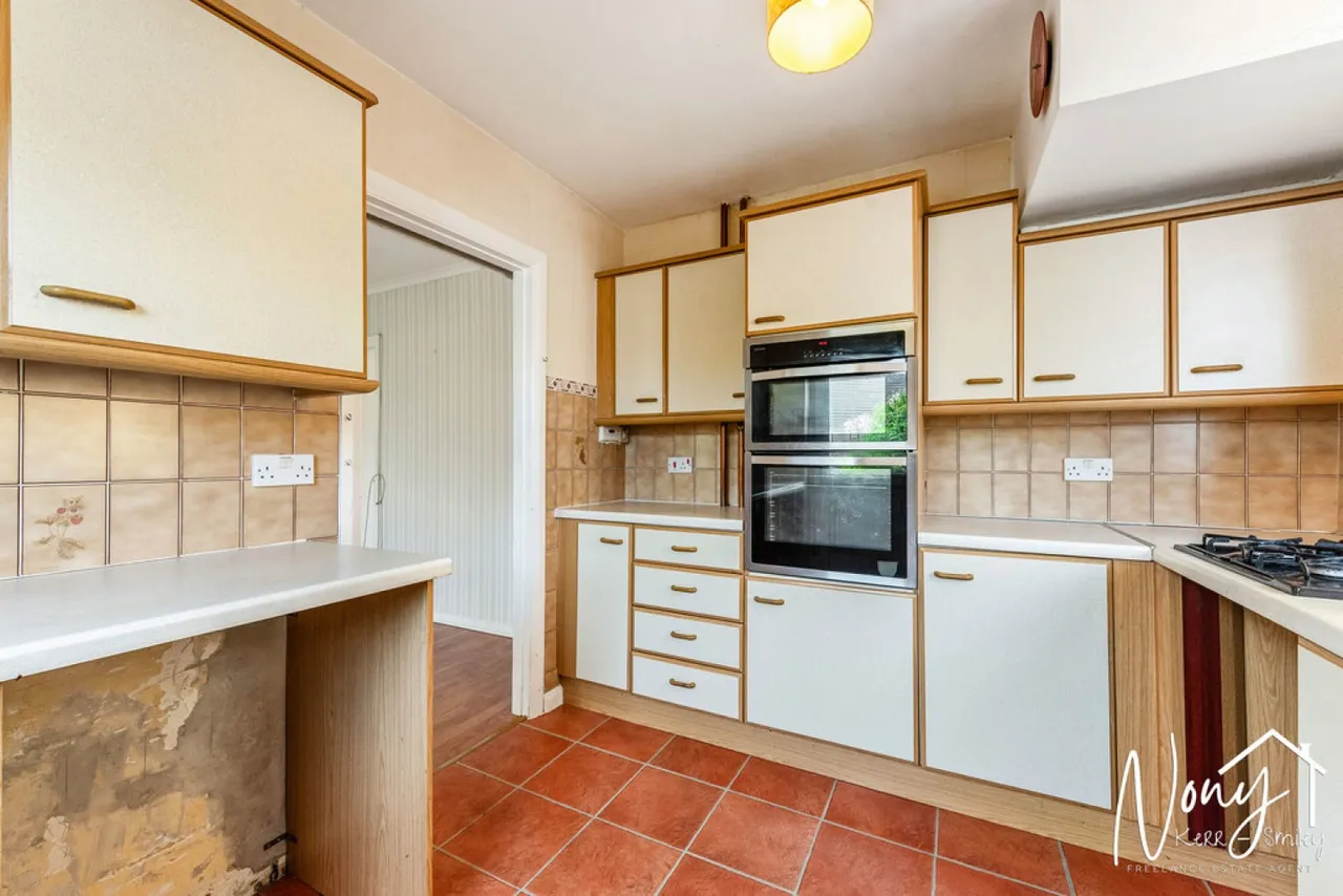 Bereweeke Avenue, Winchester, photo 8