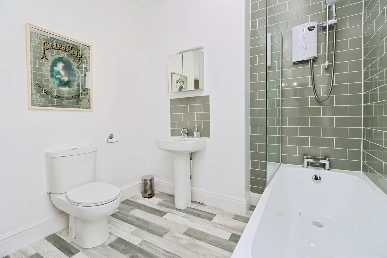 Bala, LL23, photo 40