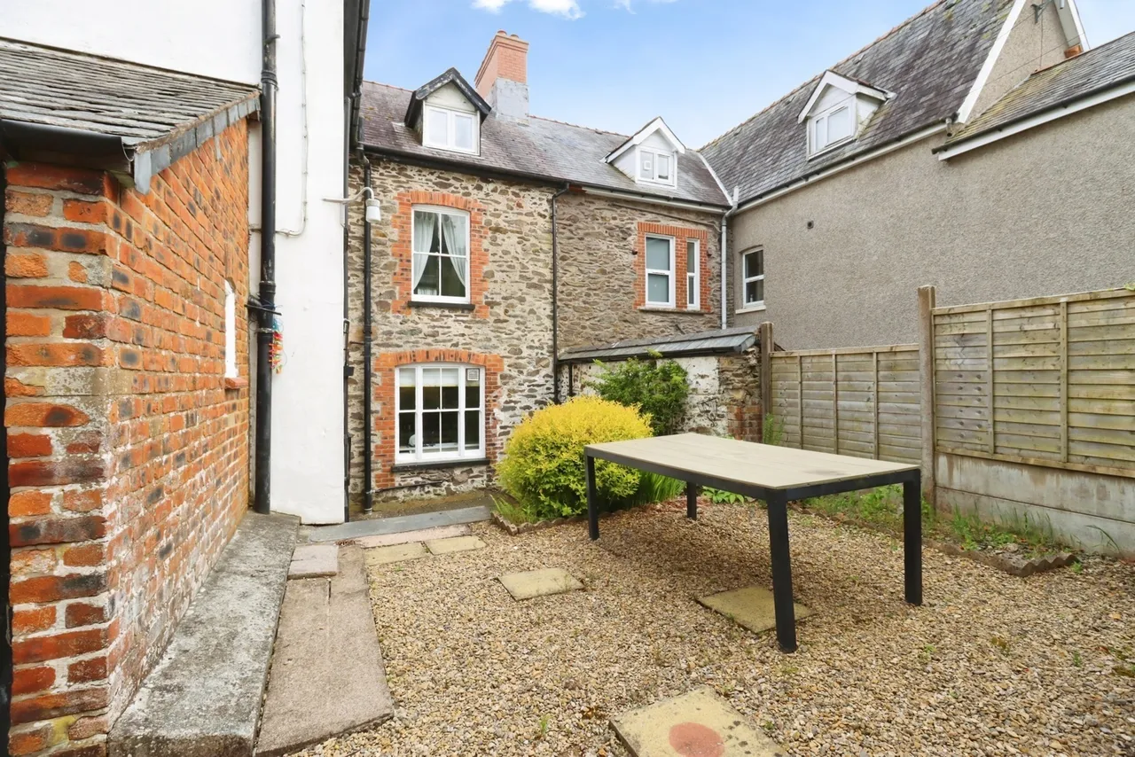 Bala, LL23, photo 44