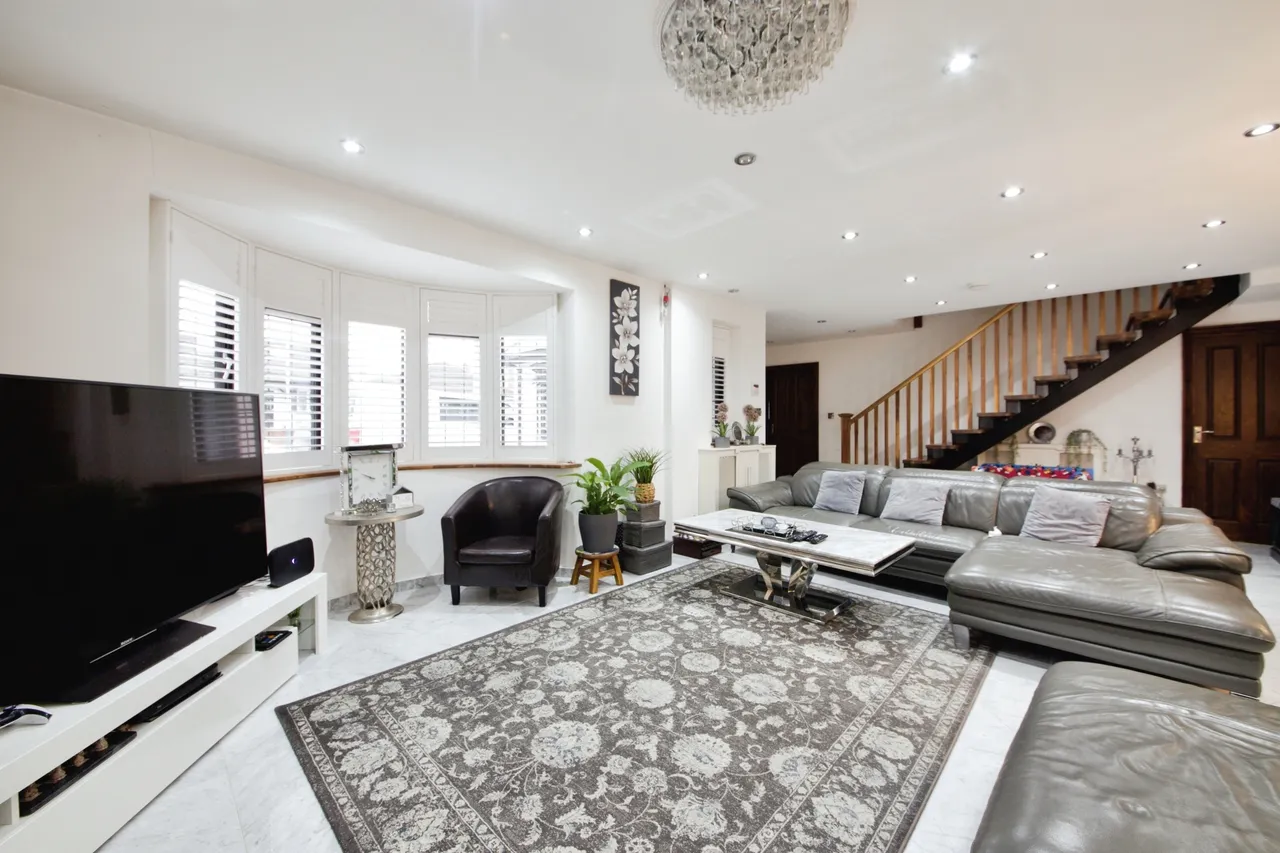 Vicarage Road, Hornchurch, RM12, photo 6