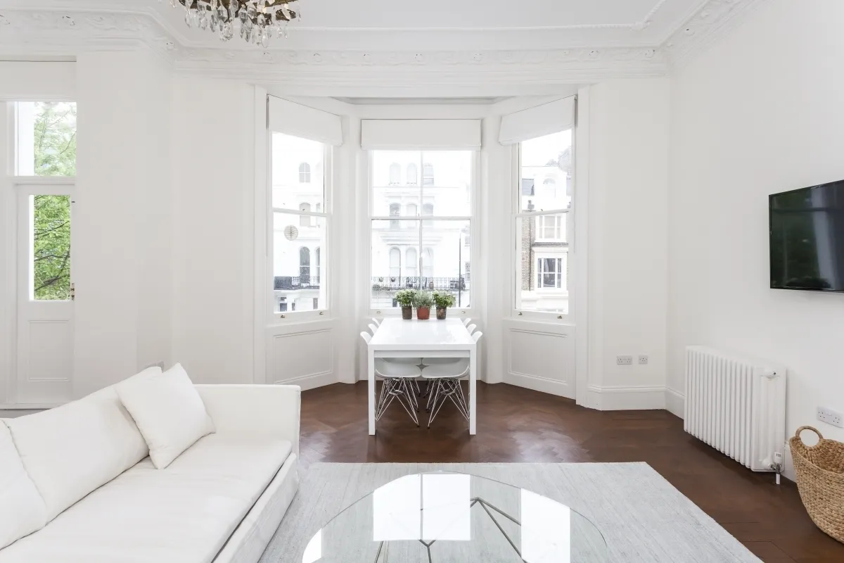 2 bed flat to rent — Colville Road London W11