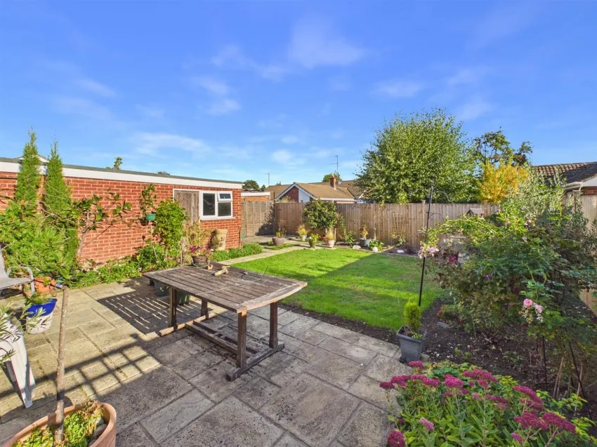 Allendale Close, Longlevens, photo 4