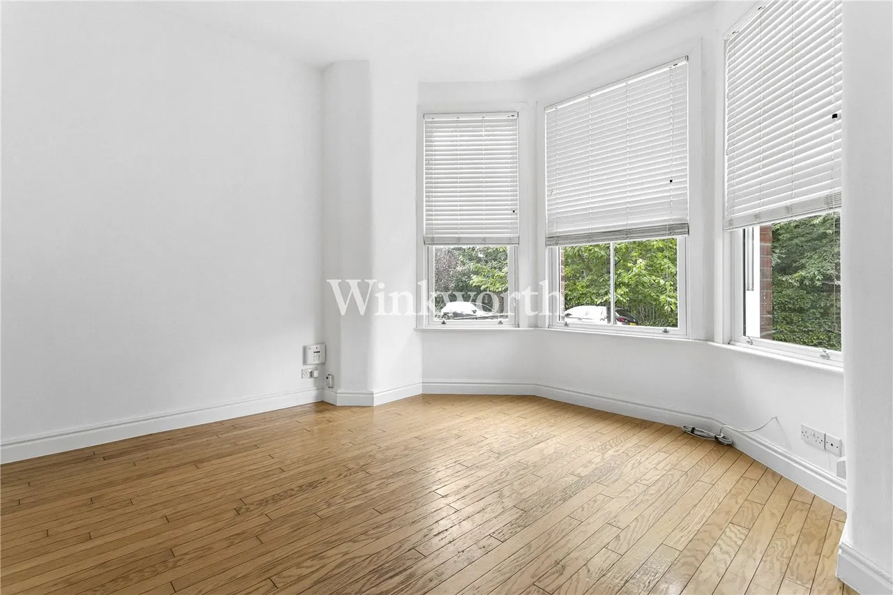 Haslemere Road, London, N21, photo 4