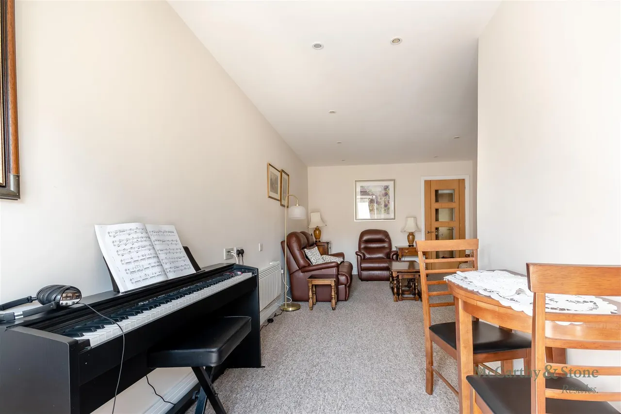 Hanbury Road, Droitwich, WR9, photo 6
