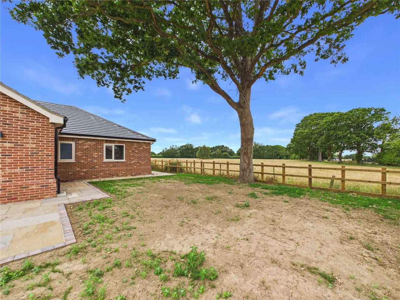 Harwich Road, Little Clacton, CO16, photo 14