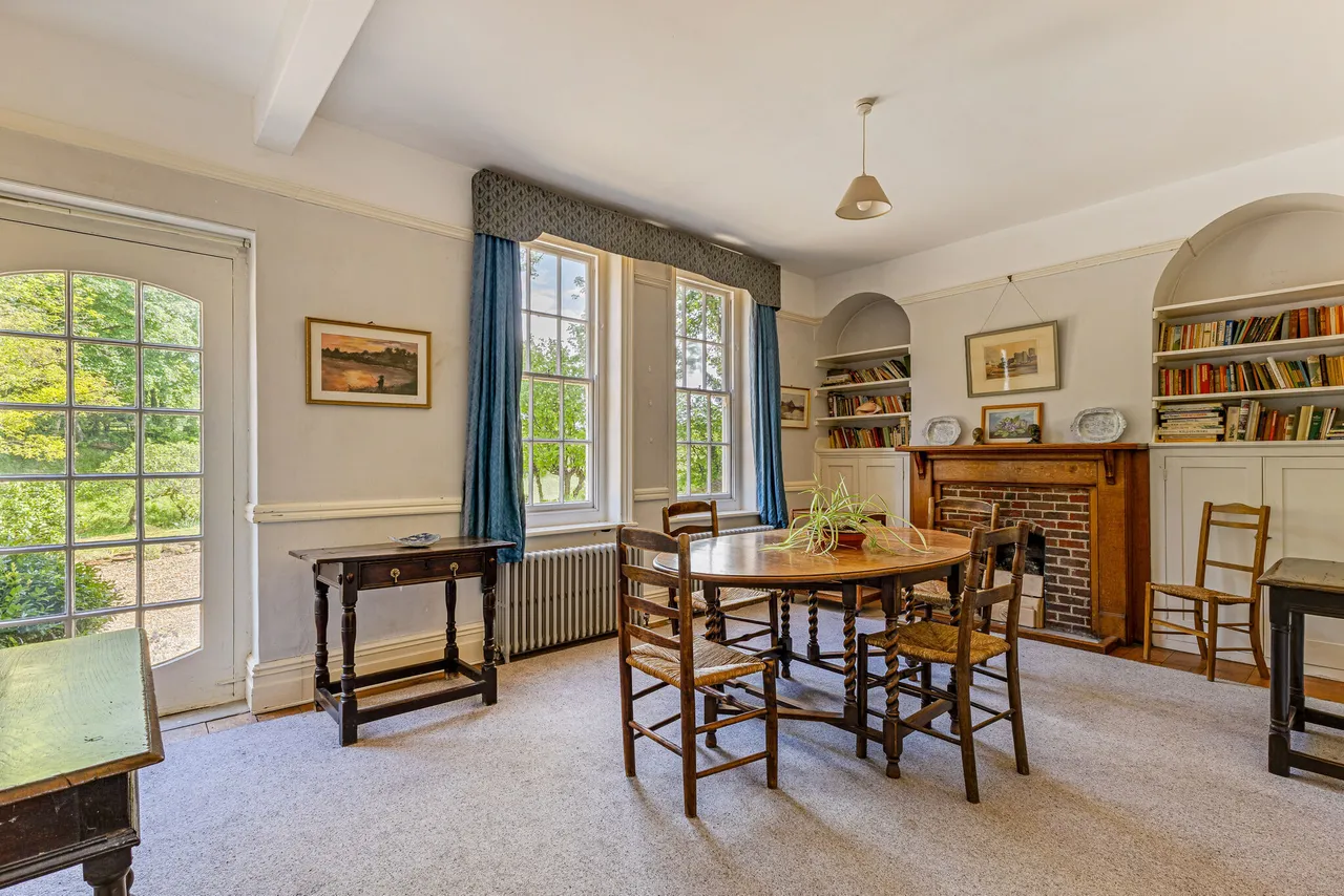 Wanborough Hill, Guildford, GU3, photo 9