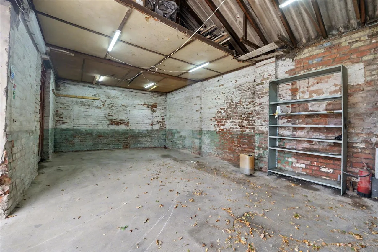 Bedlam Lane, Longford, Coventry, photo 12