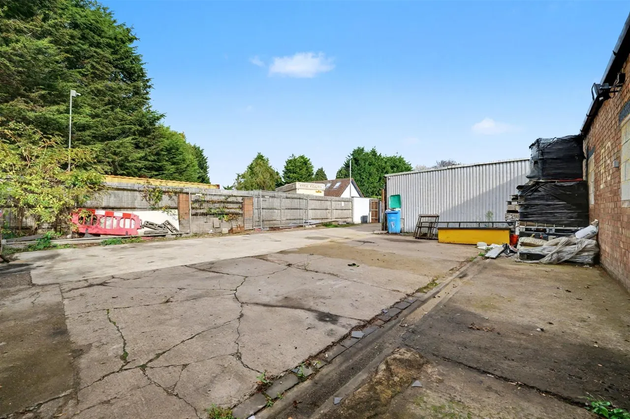 Bedlam Lane, Longford, Coventry, photo 11