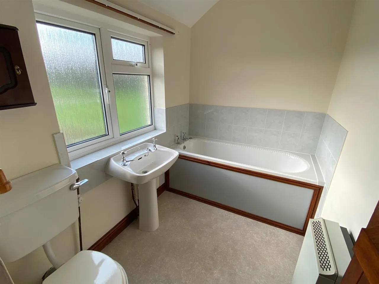 Raineys Cottage Dunwear, Bridgwater, TA6, photo 11