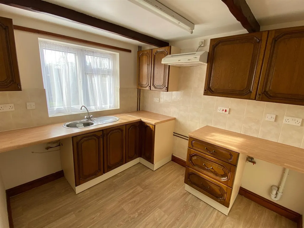 Raineys Cottage Dunwear, Bridgwater, TA6, photo 3