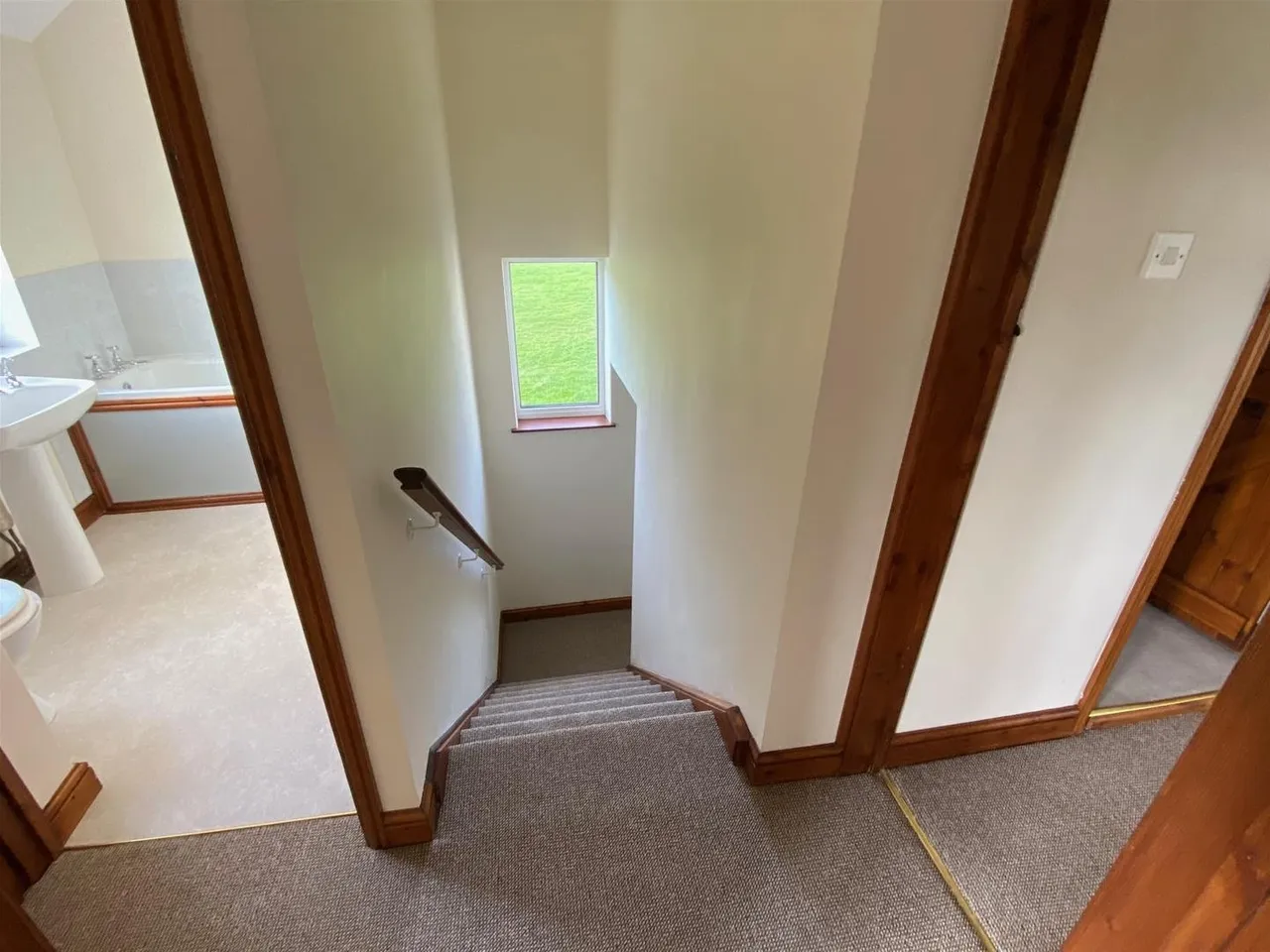 Raineys Cottage Dunwear, Bridgwater, TA6, photo 12