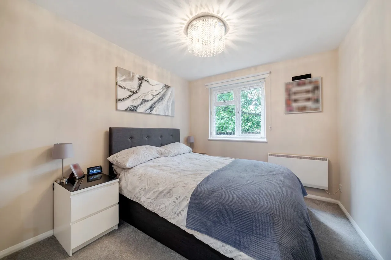Weald Close, SE16, photo 4