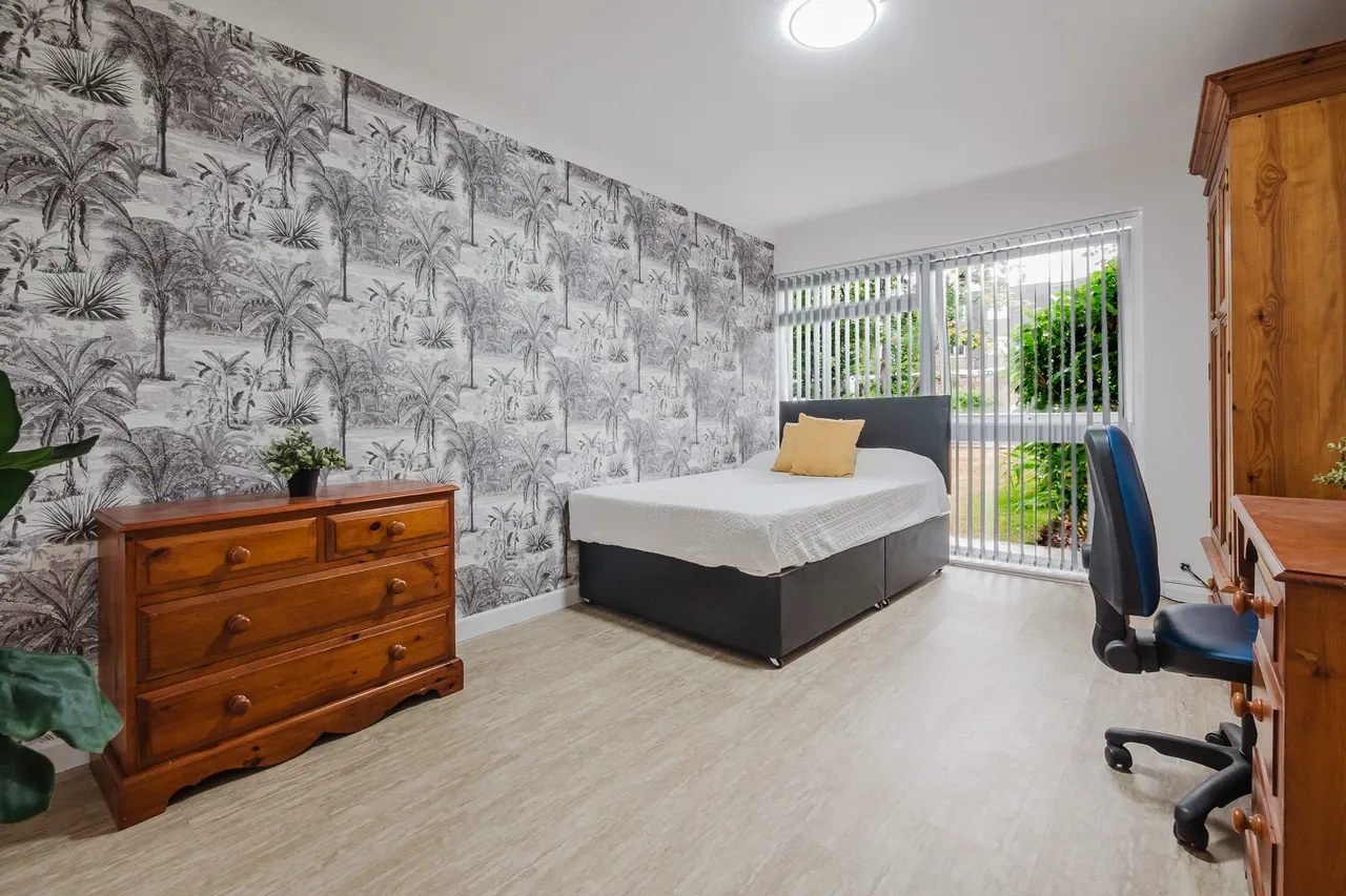 Willow Court, Levenshulme M14, photo 3