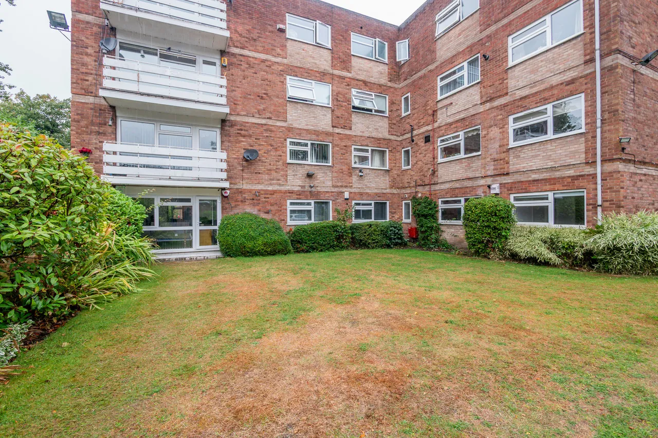 Willow Court, Levenshulme M14, photo 13