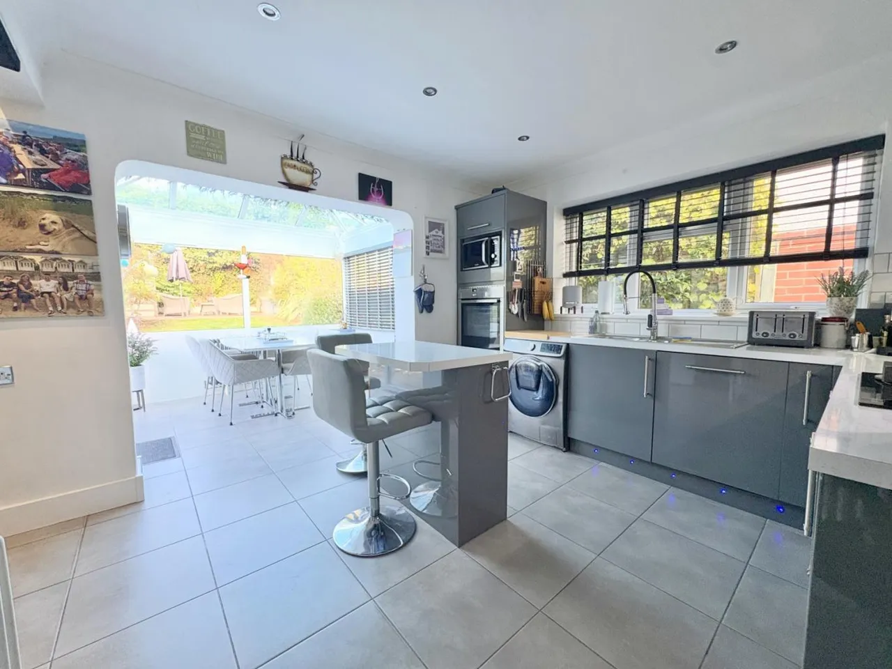 Playfields Drive, BH12, photo 2