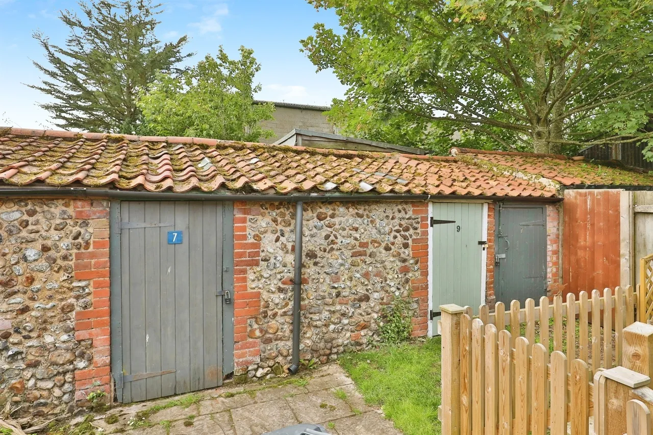 Shereford Road, Hempton, NR21, photo 13