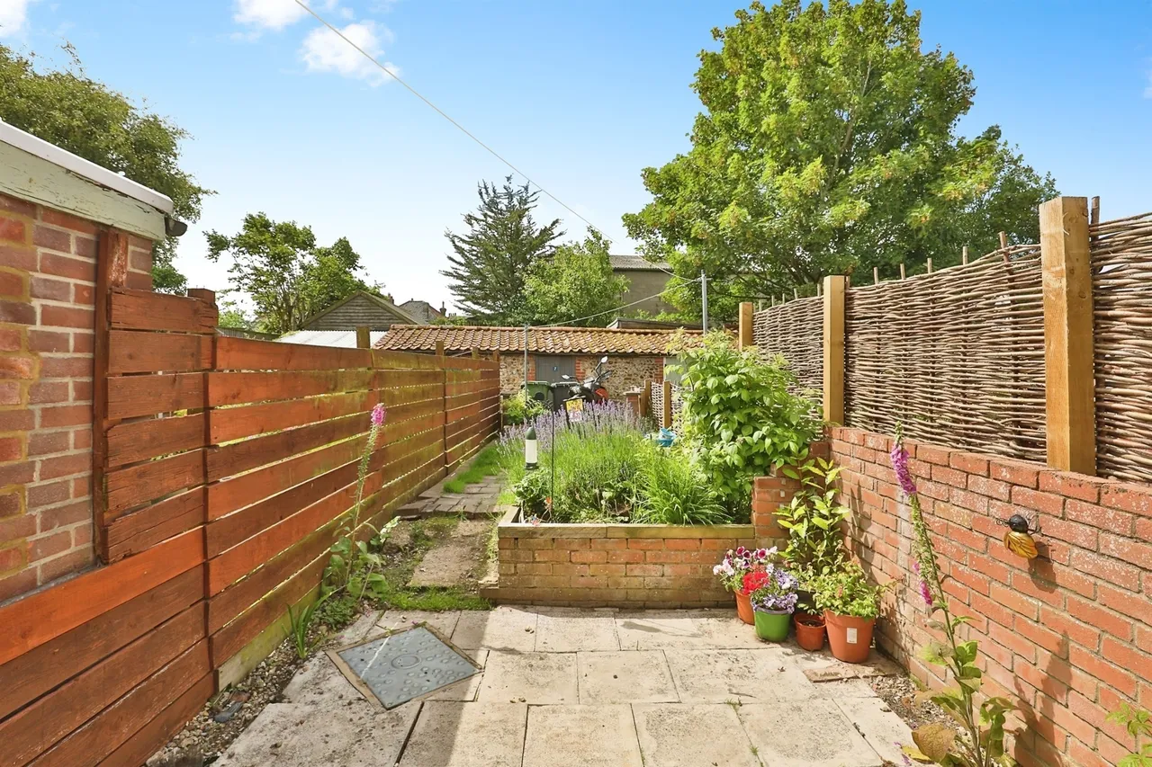 Shereford Road, Hempton, NR21, photo 11