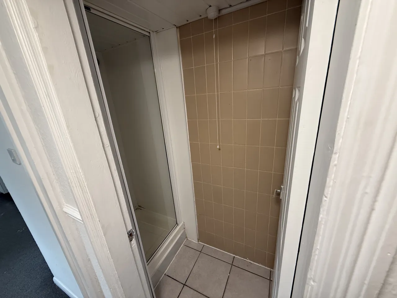 Room To Rent, Balby Road, Balby, DN4 0NE, photo 3