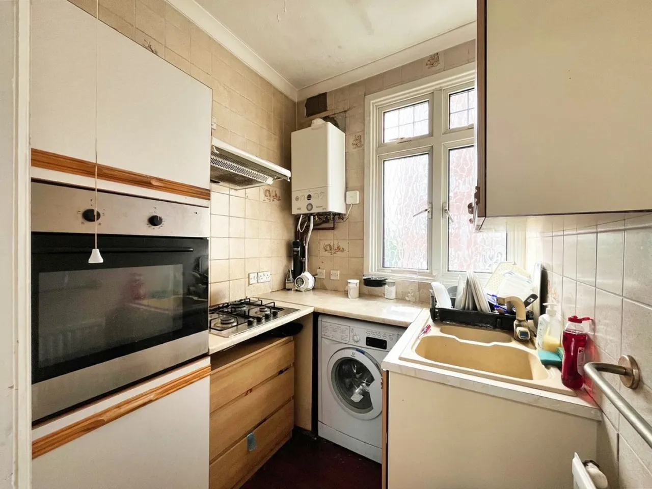 St Johns Court, Westcliff Parade, photo 6