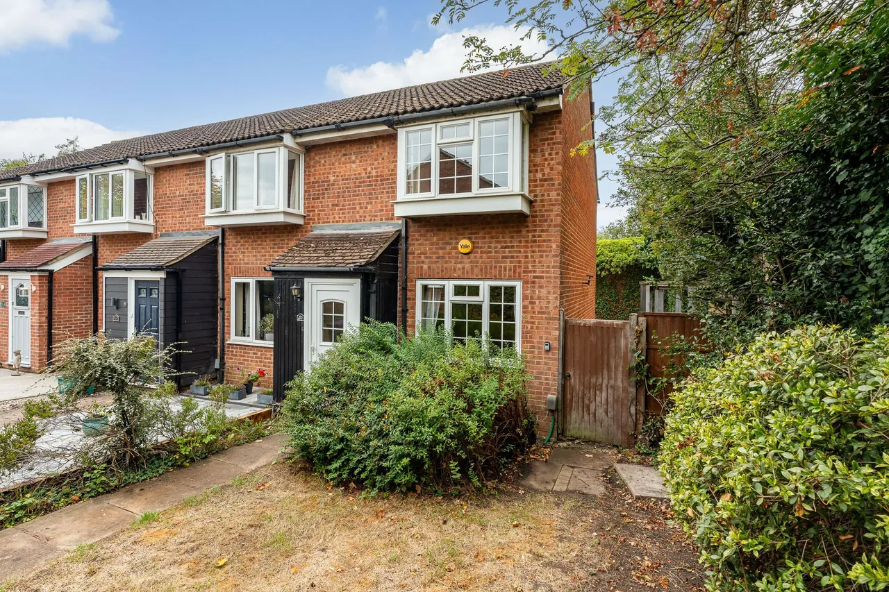 2 bed house for sale, Church Field, Ware, SG12