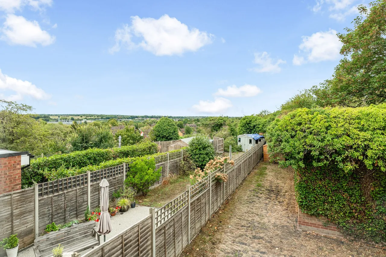 Church Field, Ware, SG12, photo 16
