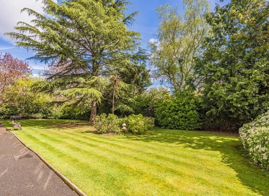 Sheen Court, Richmond, TW10, photo 8