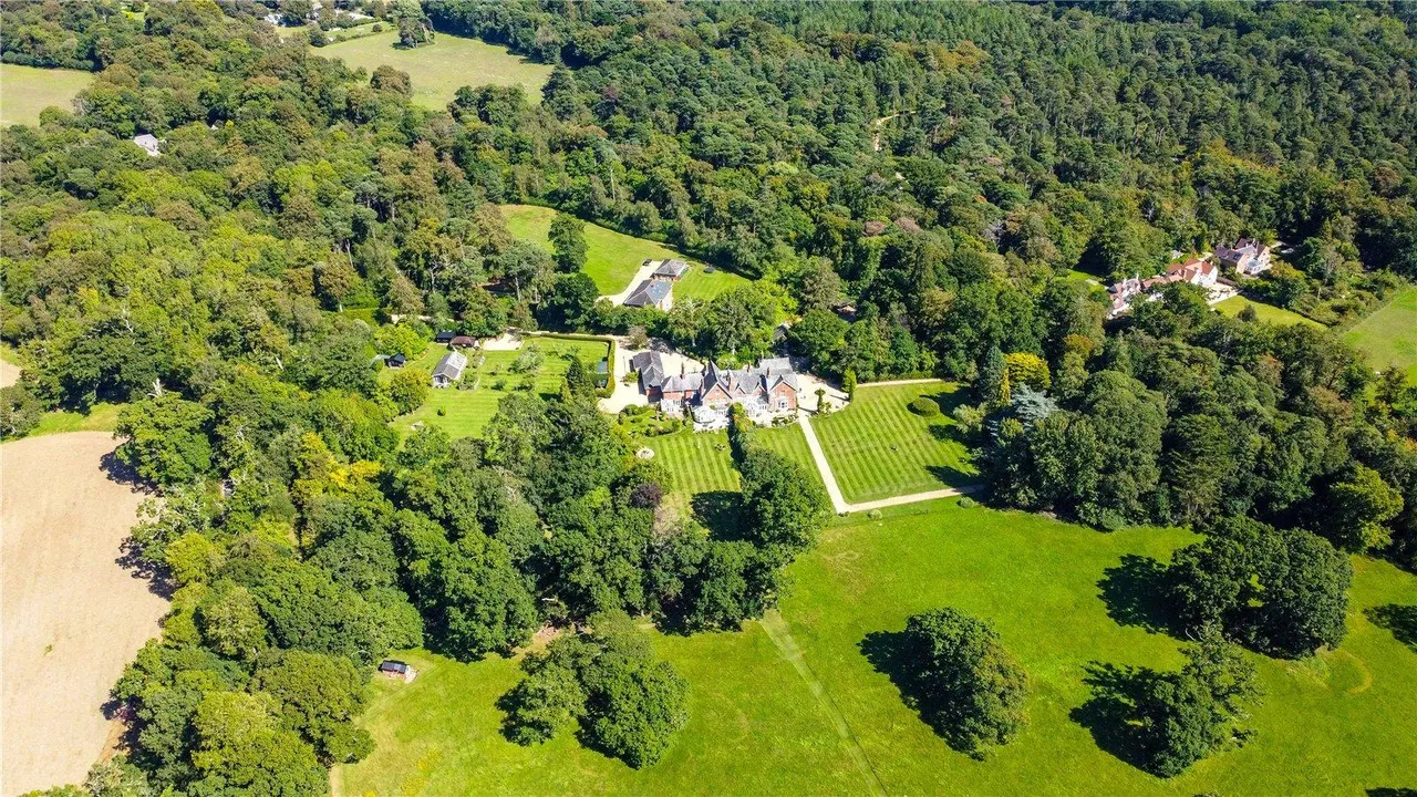 Holmsley South, New Forest, BH23, photo 32