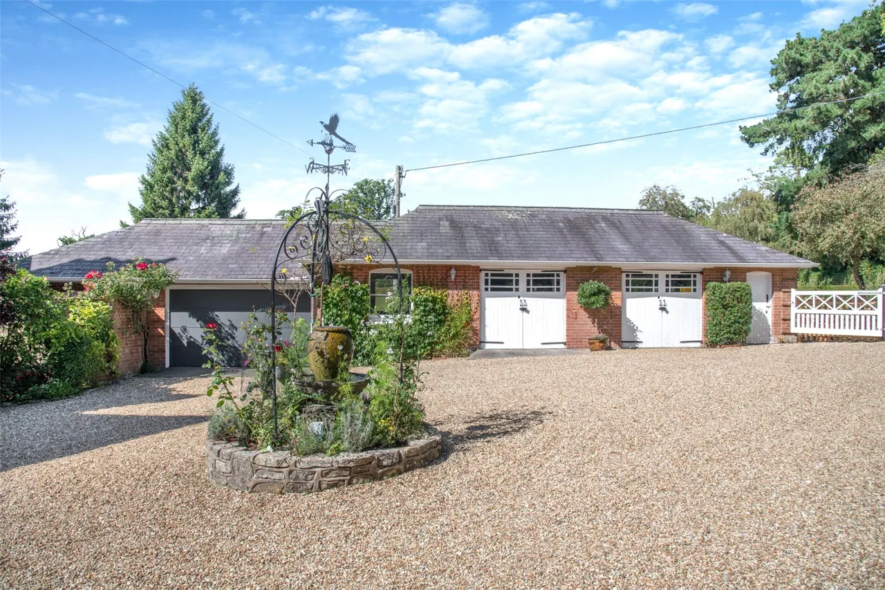 Holmsley South, New Forest, BH23, photo 47