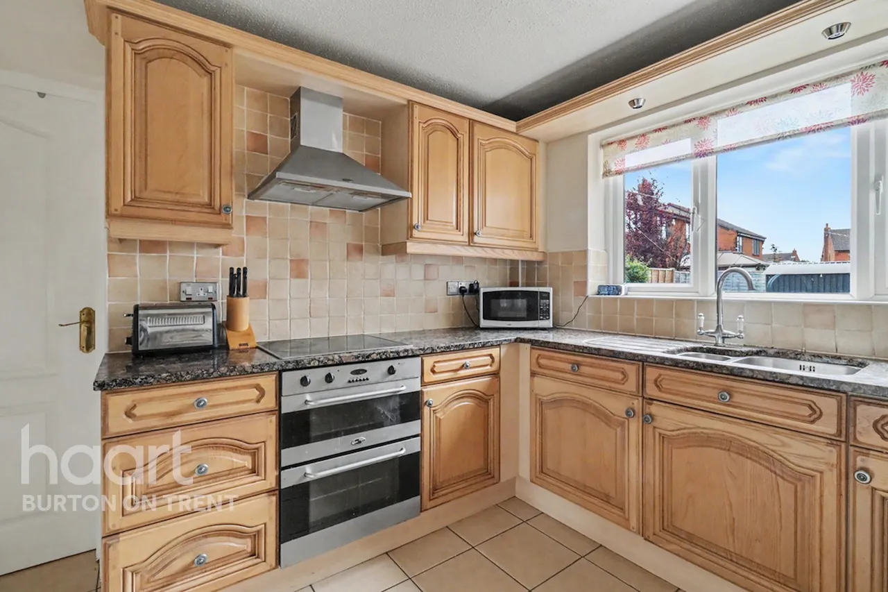 Lanes Close, Kings Bromley, DE13, photo 8
