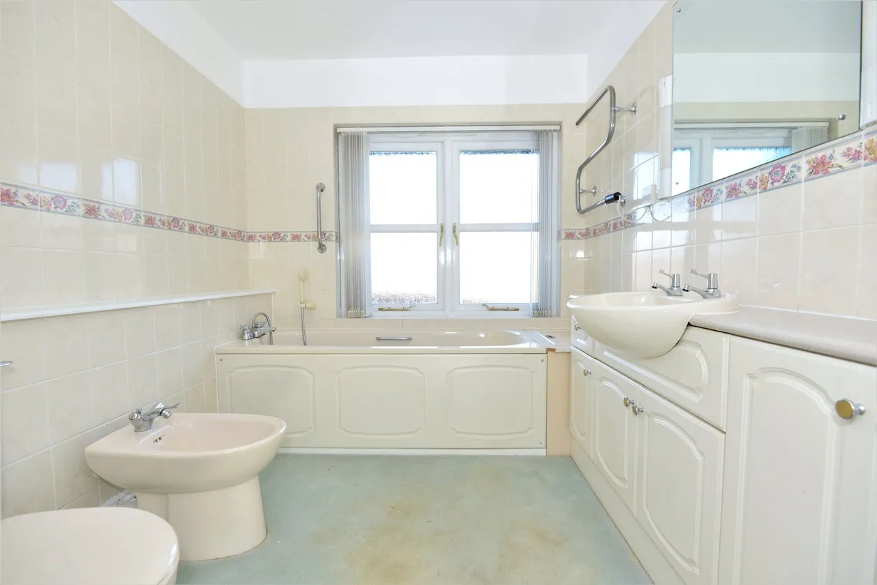 Timbermill Court, Church Street, Fordingbridge, Hampshire, SP6 1RG, photo 8