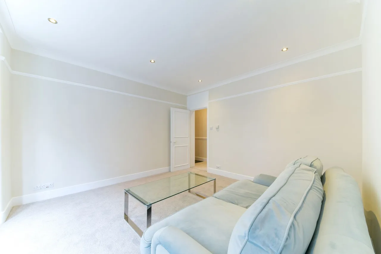 The Marlborough, London, SW3, photo 5