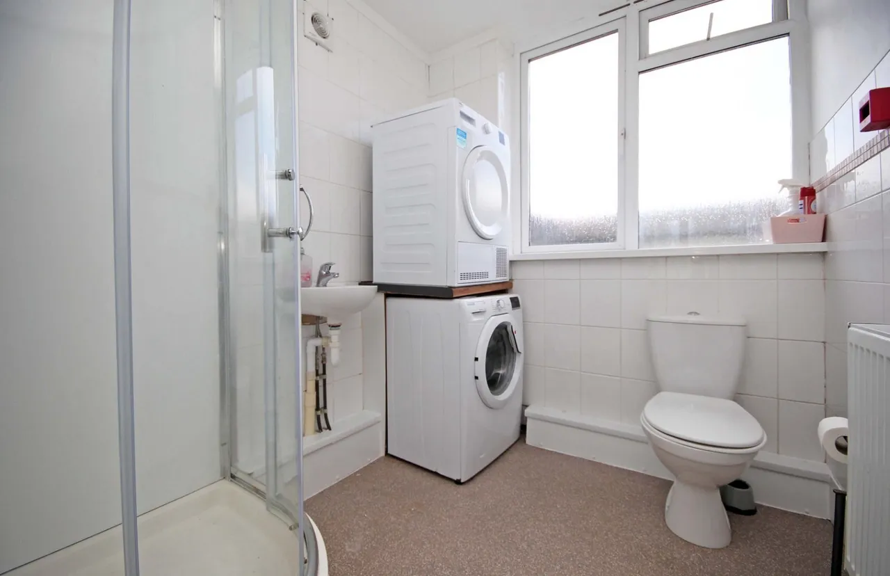 Glynne Road, Bangor, LL57, photo 11
