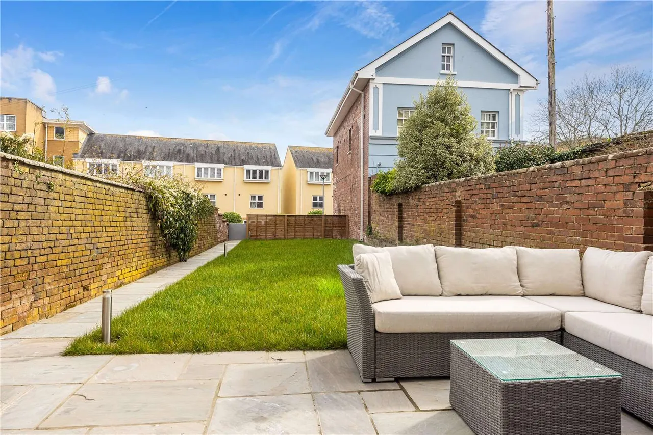 Richmond Road, Exeter, Devon, EX4 4JA, photo 2